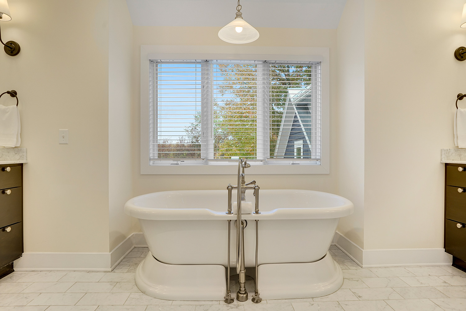 tub by window