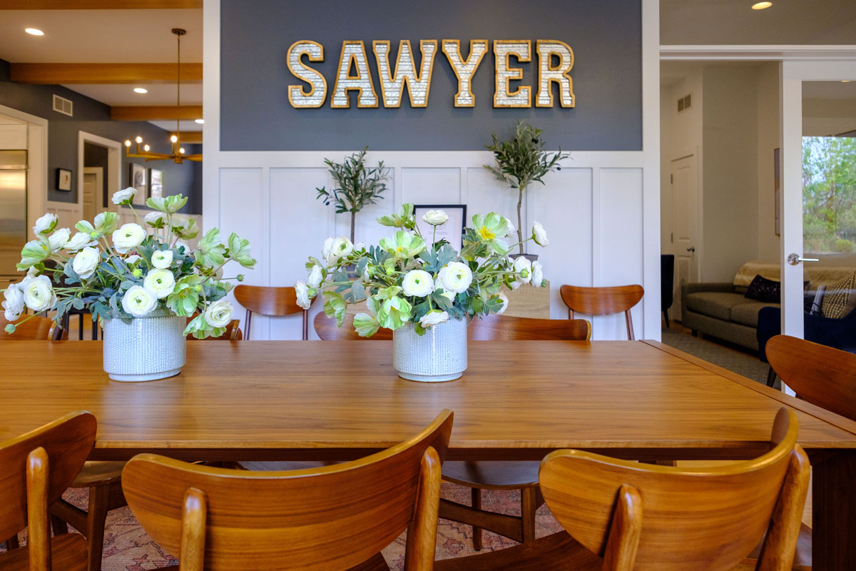 Decorated dining room with flowers